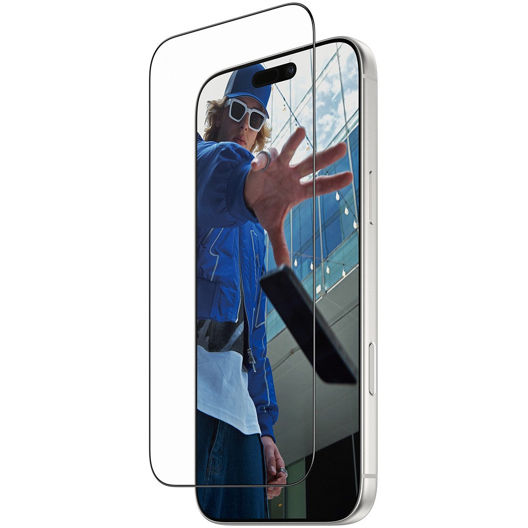 PanzerGlass® zaštitna folija za ekran za iPhone 17 Pro Max | Ultra široka folija sa FASTFIT IN-A-BOX sistemom. Apple. Apple - iPhone 17 Pro Max. Suva nanošenje. Otporno na ogrebotine. Otporno na udarce. Prozirno. 1 komad.